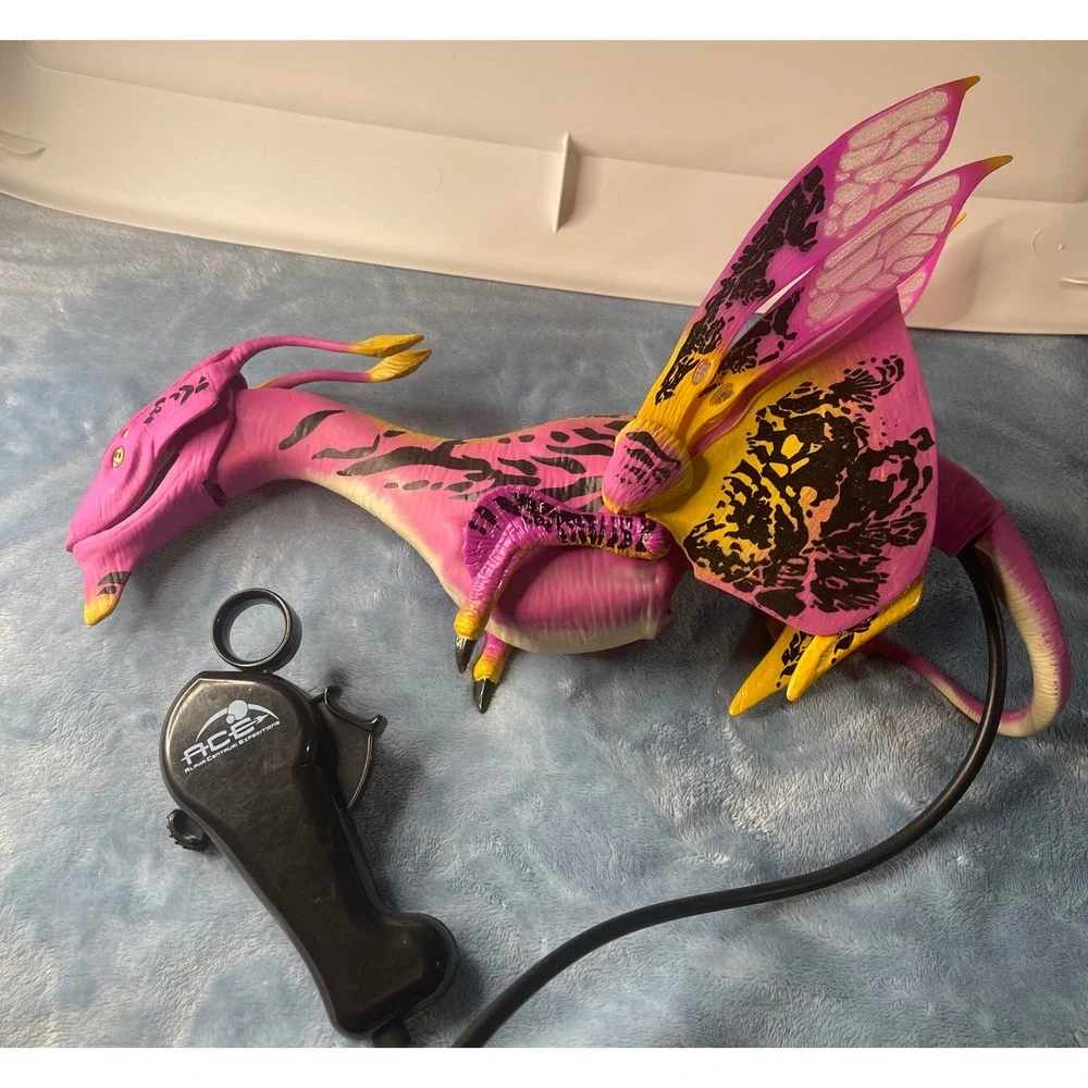 Disney Parks Avatar World of Pandora Pink Banshee Puppet Toy ACE With Controller